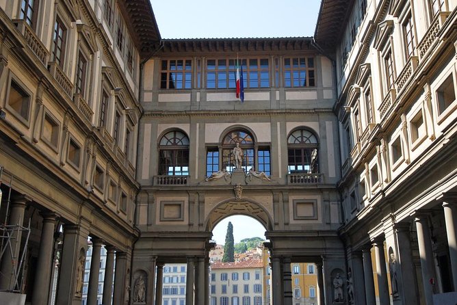 Skip the Line: Florence Uffizi Gallery Monolingual Small Group Tour - Tour Overview