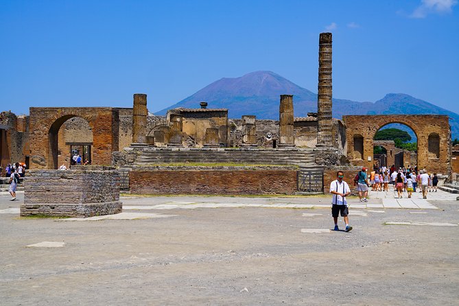 Skip the Line Pompeii & Mount Vesuvius Guided Tour From Positano - Pompeii Highlights