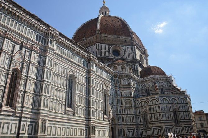 Small Group Discovery Tour of Florence - Crossing the Iconic Ponte Vecchio