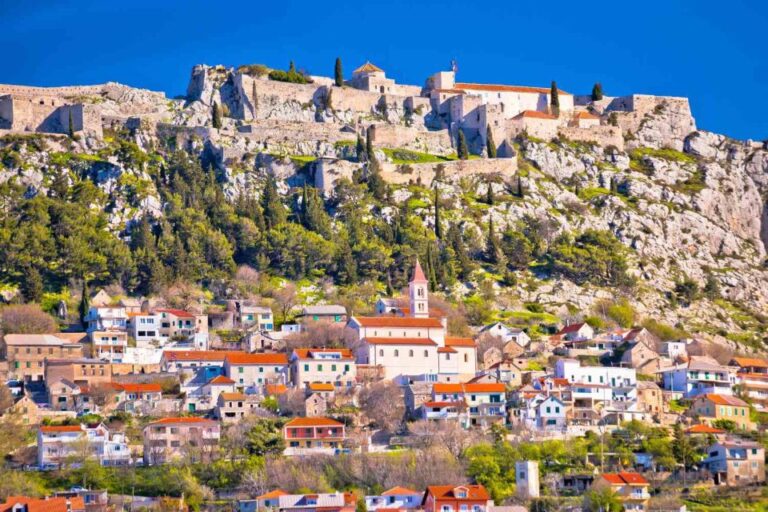 Split: Klis Sunset Sightseeing Bus Tour Tour Overview And Pricing