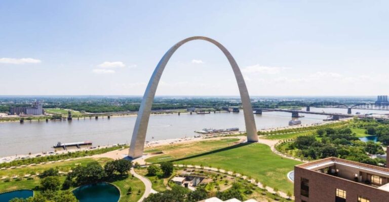 St. Louis: Guided Tour With Boat Cruise And Helicopter Ride Explore The Gateway Arch