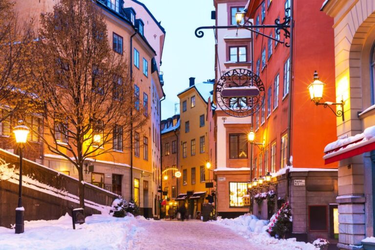 Stockholm: Old Town Guided Historical Walking Tour Tour Overview