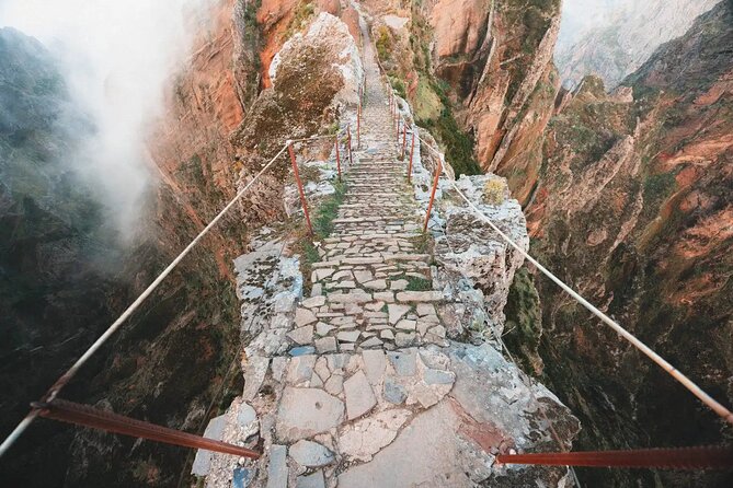 Sunrise And Self Guided Hike From Pico Do Arieiro To Pico Ruivo. Cancellation Policy And Requirements