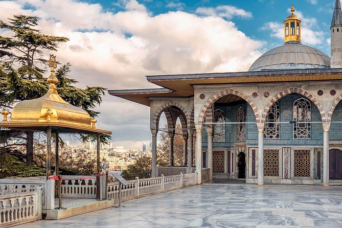 Topkapi Palace & Harem Tour With Historian Guide - Tour Details