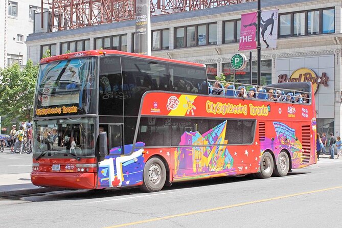 Toronto: 2 Walking Tours & Hop On Hop Off Bus Tour Downtown And Waterfront Walking Tour