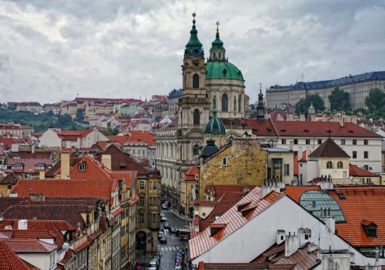 Tour Around Prague Castle And Lesser Town In Spanish Tour Overview