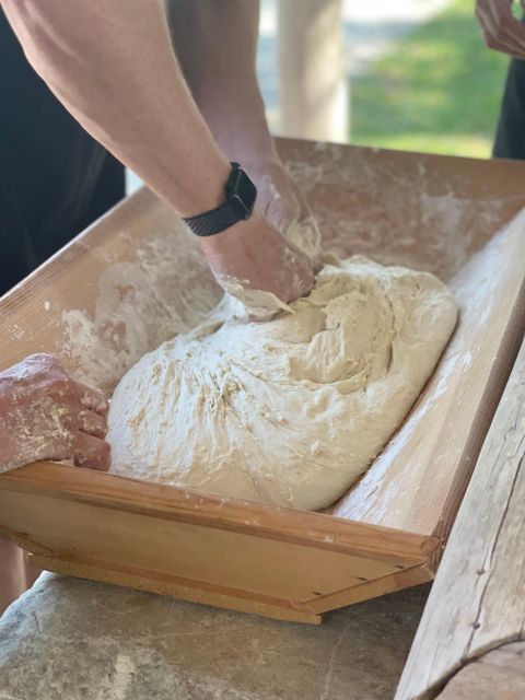 Traditionell Cooking Class in Wood Oven - Overview and Pricing