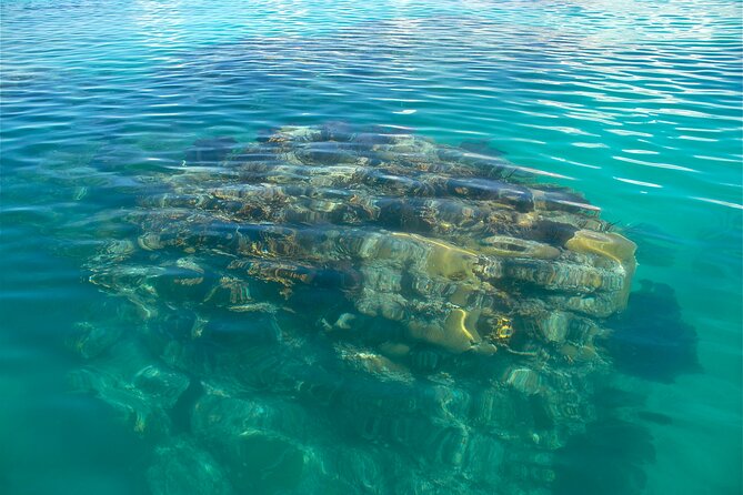 Two Stop Snorkel And Shipwreck From Dockyard Meeting And End Point