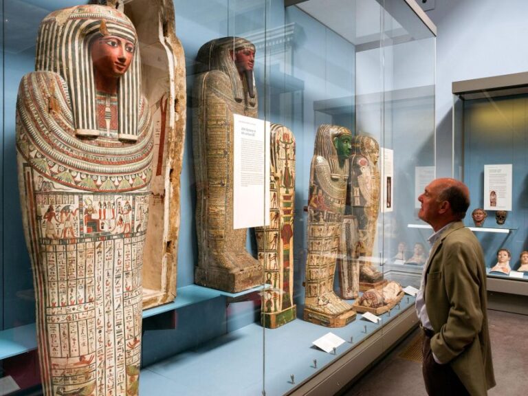 Uncover History: British Museum Guided Tour Architectural Grandeur Of The Great Court