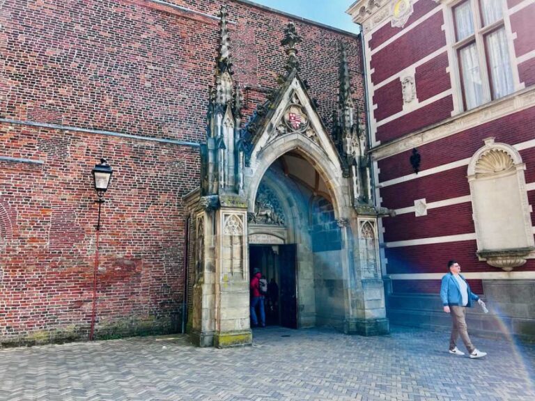 Utrecht: Highlights And Secrets With A Walking Tour Tour Overview