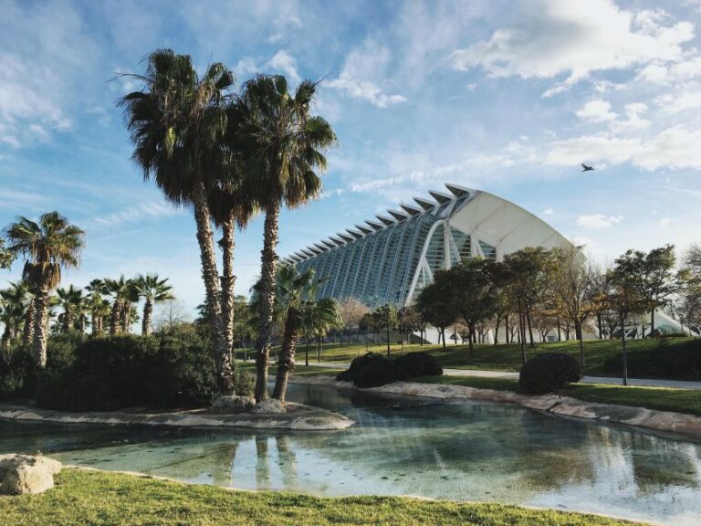 Valencia: Capture The Most Photogenic Spots With A Local Overview Of The Tour