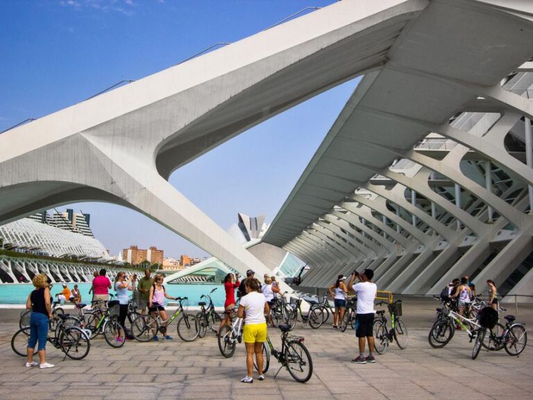 Valencia: City Highlights Guided Bike Tour Tour Details