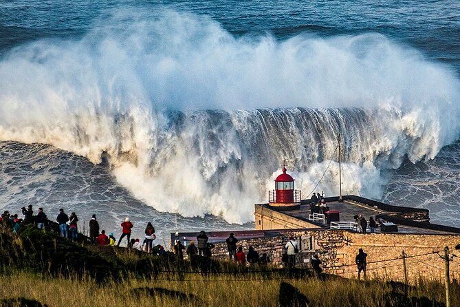 Van Private Tour Fatima, Nazaré & Óbidos Tour Overview