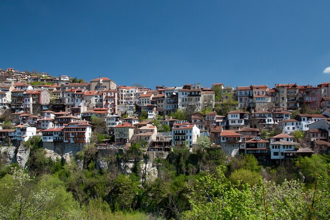 Veliko Tarnovo and Arbanassi Small-Group Day Trip From Sofia - Highlights of Veliko Tarnovo