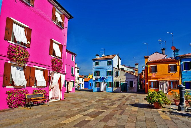 Venice: The Islands of the Lagoon Guided Tour - Exploring Murano Island