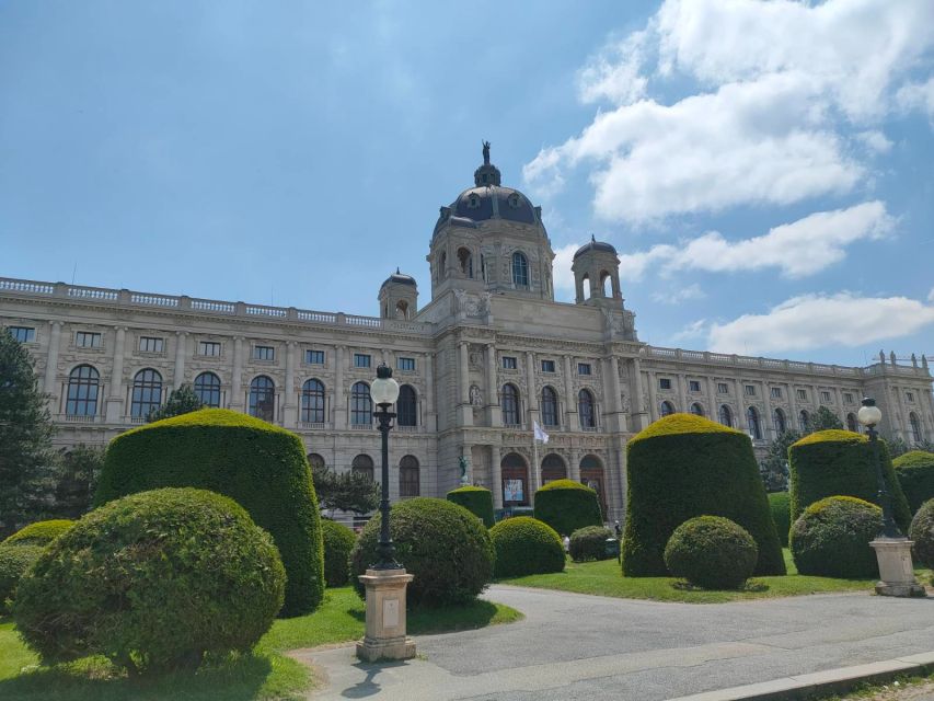 Vienna Historical Highlight City Tour + Hofburg - Overview of the Tour