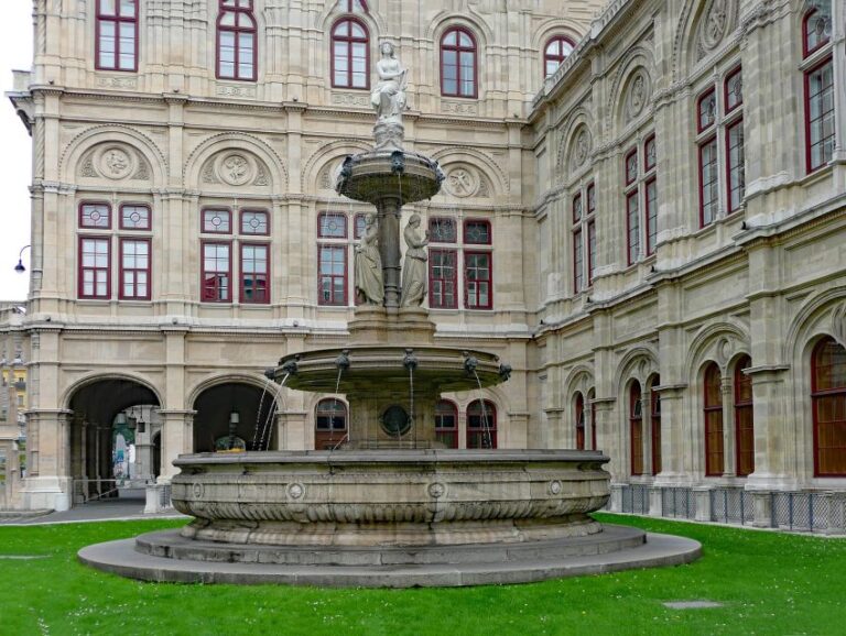 Vienna's Art And Culture Revealed By A Local Unveiling Viennas City Hall