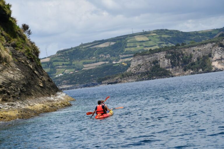 Vila Franca Do Campo: Kayak Rental Activity Overview