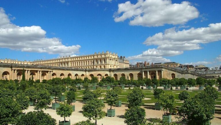 Ville De Versailles: Palace Surroundings App Audio Tour (en) Tour Overview And Pricing