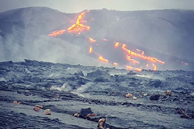 Volcano Hike With A Geologist Small Group Tour Tour Overview