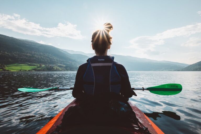 Vossevangen: Near Nærøyfjord Full Day Guided Kayaking Trip Tour Details