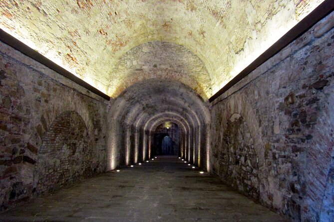 Walking Ramparts Tour In Lucca Tour Details