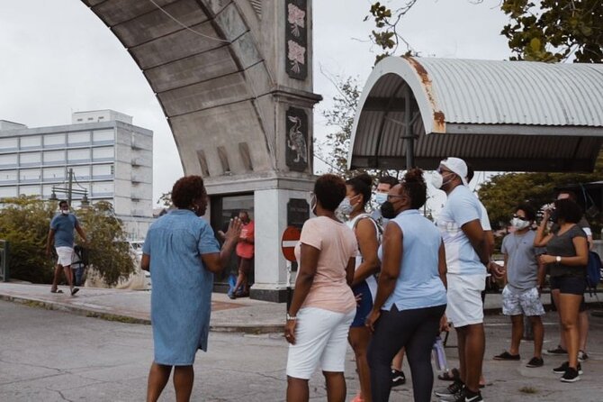 Walking Tour of Historic Bridgetown - The Significance of Independence Square