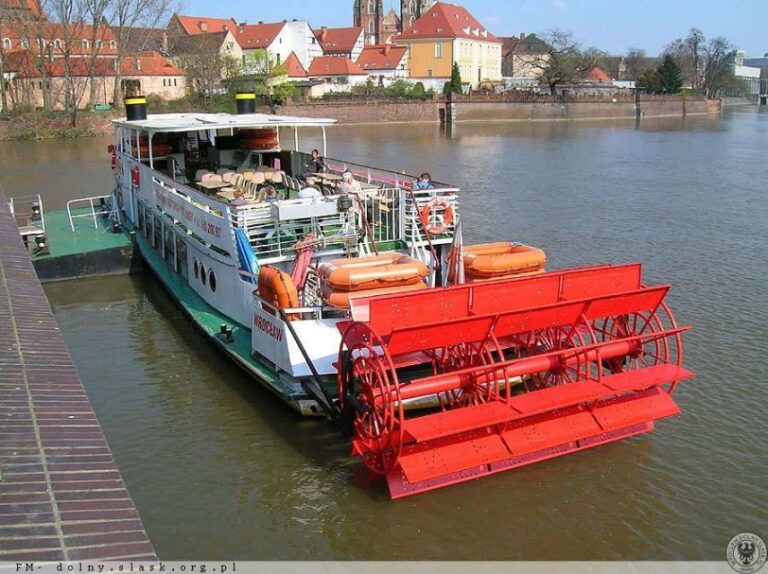 Wrocław: 3.5 Hour Steamboat Tour With Centennial Hall Unesco Tour Overview And Pricing