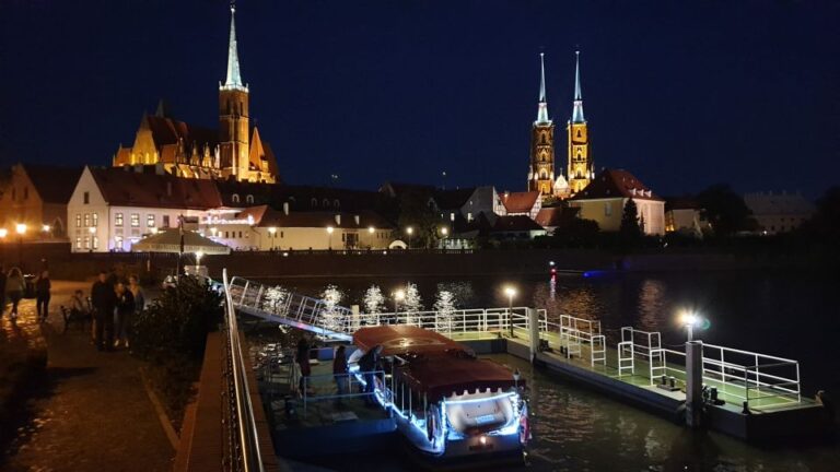 Wrocław: Old City Night Walk And Gondola Ride Tour Overview