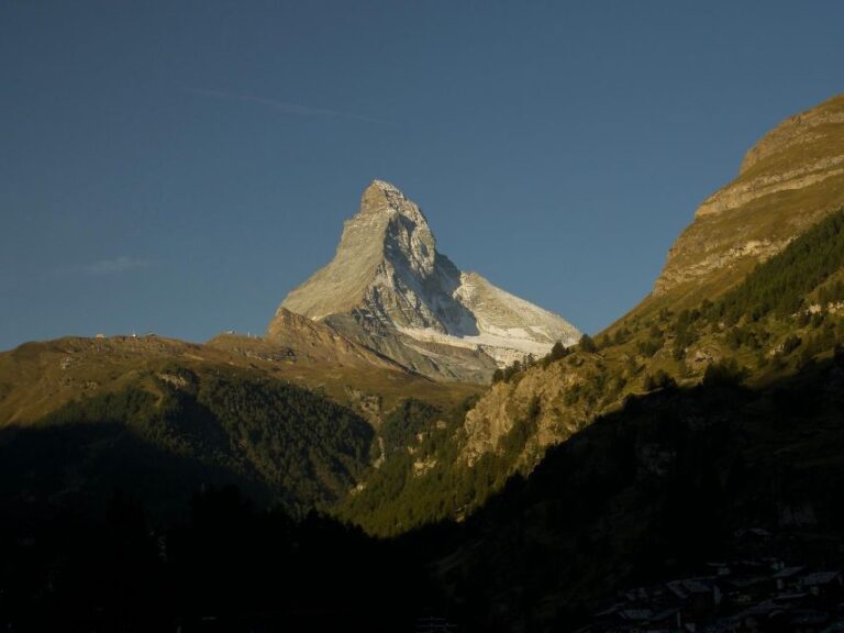 Zermatt: Full Day Guided Hike Trip Details