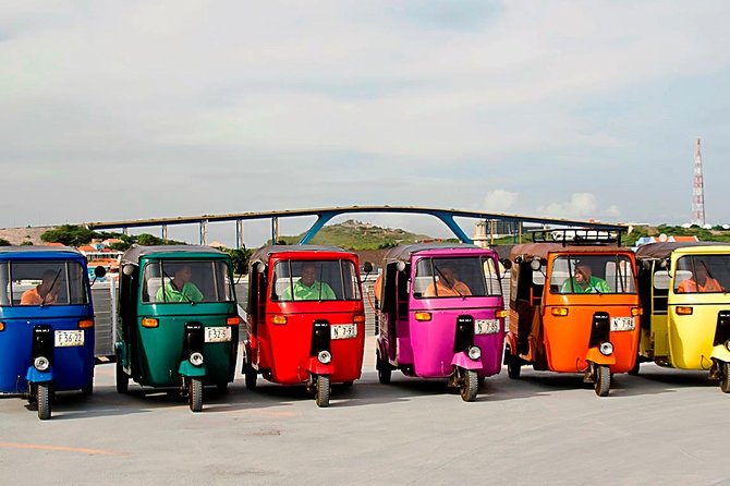 2-Hour Tuktuk Rental With an Experienced Guide and Driver - Key Points