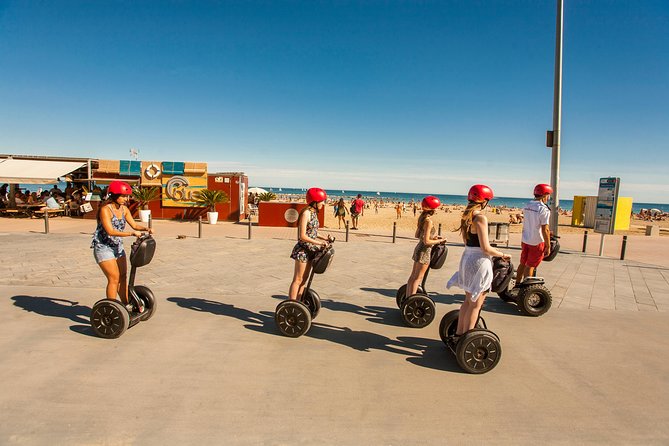 1,5h Barcelona 92 Segway Tour - Exploring Ciutadella Park