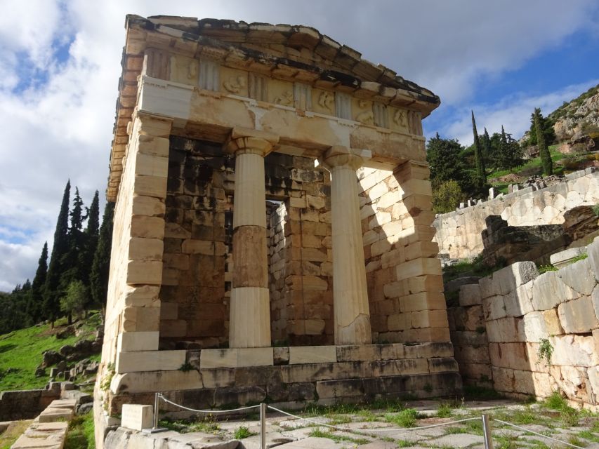 3-Day Delphi & Meteora Tour From Athens - Day-by-Day Itinerary