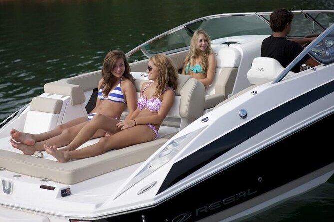 4 Hours Tailored Private Boat Tour Como Lake - Meeting and Pickup