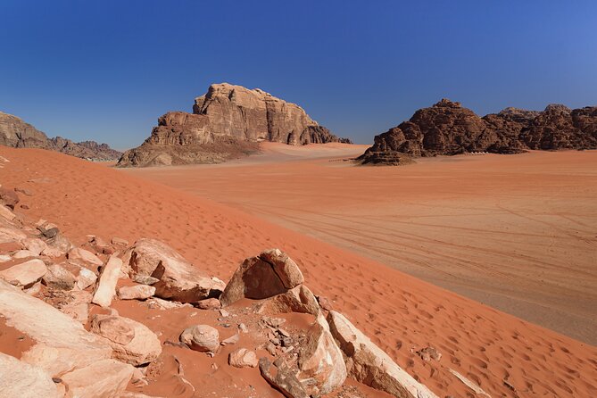 8-Hour Small Group Jeep Tour in Wadi Rum ( With Meal +Overnight ) - Inclusions and Amenities