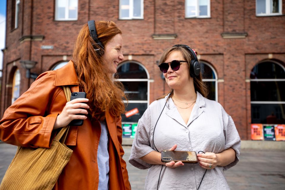 Aalborg During Ww2: Self-Guided Audio Tour With Storyhunt - Audio Experience