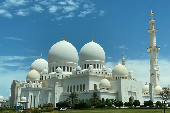 Abu Dhabi Half Day City Tour - Taking in Heritage Village