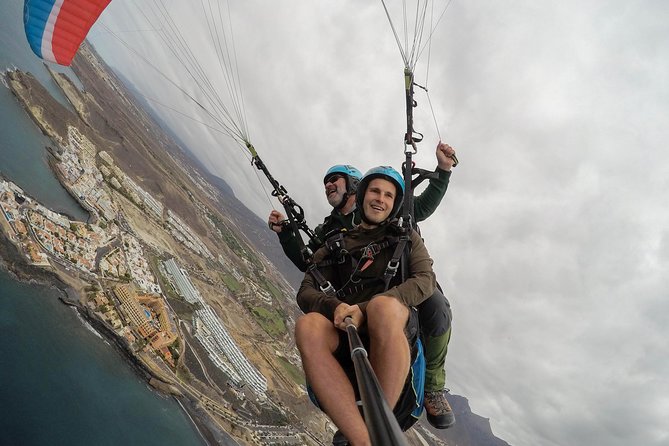 Acrobatic Paragliding Tandem Flight in Tenerife South - Meeting and End Point