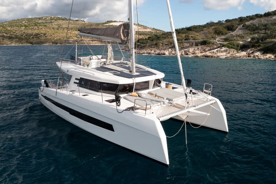 Albufeira: Algarve Half-Day Private Catamaran Charter - Inclusions and Amenities