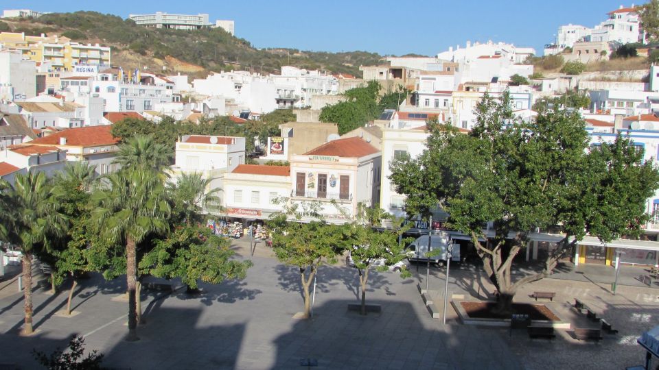 Albufeira Old Town: In-App Adventure Hunt - Booking Information and Policies