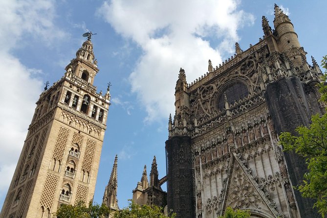 Alcazar and Cathedral & Giralda of Seville. Skip the Line! Includes Access Tickets - Skip the Line Experience