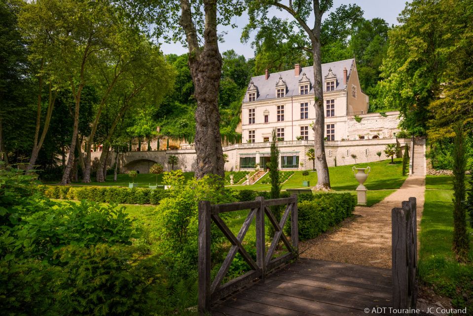 Amboise: Entry Ticket to Château Gaillard Amboise - Château Description