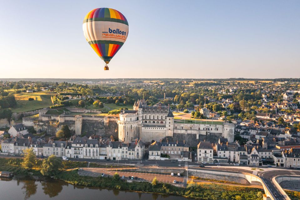 Amboise Hot-Air Balloon VIP for 5 Over the Loire Valley - Inclusions in the Package