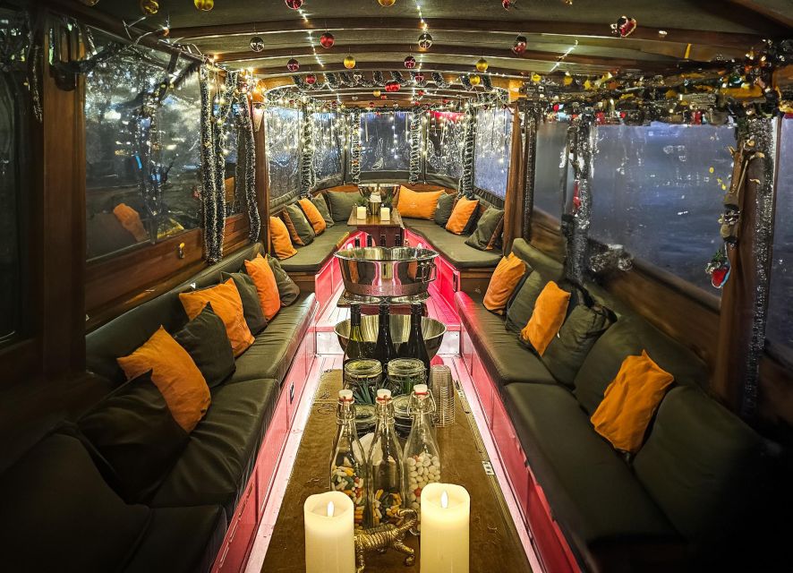 Amsterdam: Light Festival Boat Tour With Snacks and Drinks - Inclusions