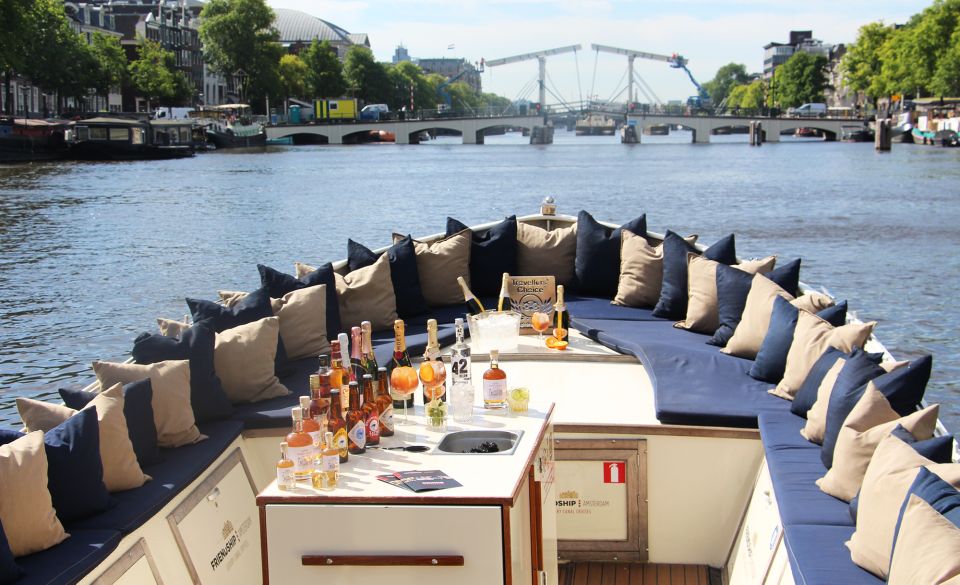 Amsterdam: Luxury Cruise Unlimited Beer and Cocktail Option - Experience Highlights