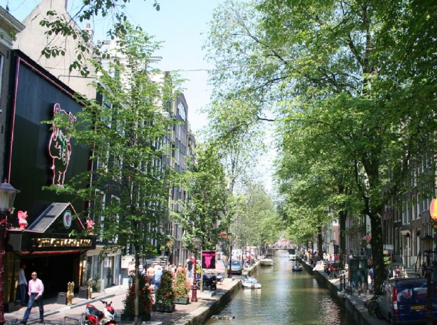 Amsterdam: Red Light District and Coffeeshop Tour - Tour Highlights