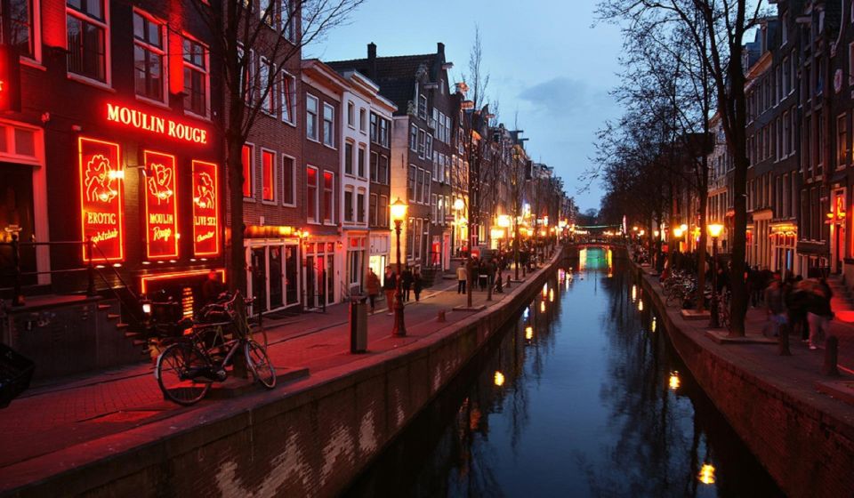 Amsterdam: Self-Guided Red Light District Photography Tour - Booking Information