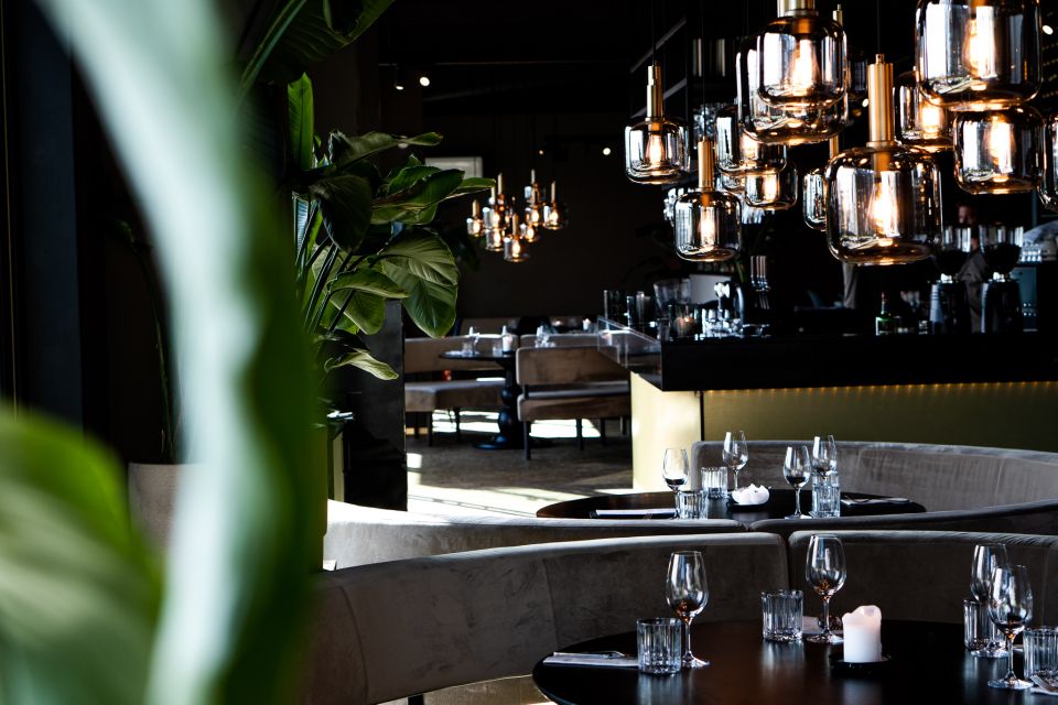 Amsterdam: Vlees & Co 3-Course Dinner & Nightlife Ticket - Dining Details