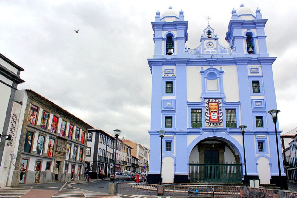 Angra Do Heroísmo: Walking Tour With Local Pastry and Coffee - Tour Highlights and Itinerary