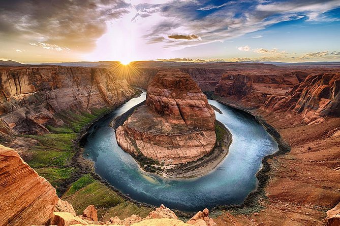 Antelope Canyon and Horseshoe Bend Day Tour From Flagstaff - Itinerary and Schedule